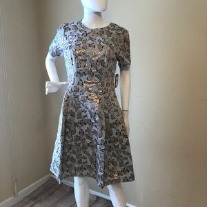 Vince Camuto Ivory and Gold Metallic Midi Dress